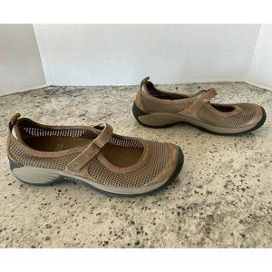 Merrell Women's Tan Mesh Flats